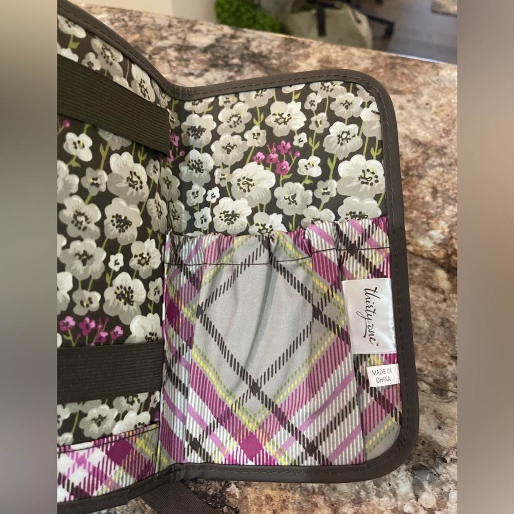 Thirty-One Organizer - Picture 8 of 11